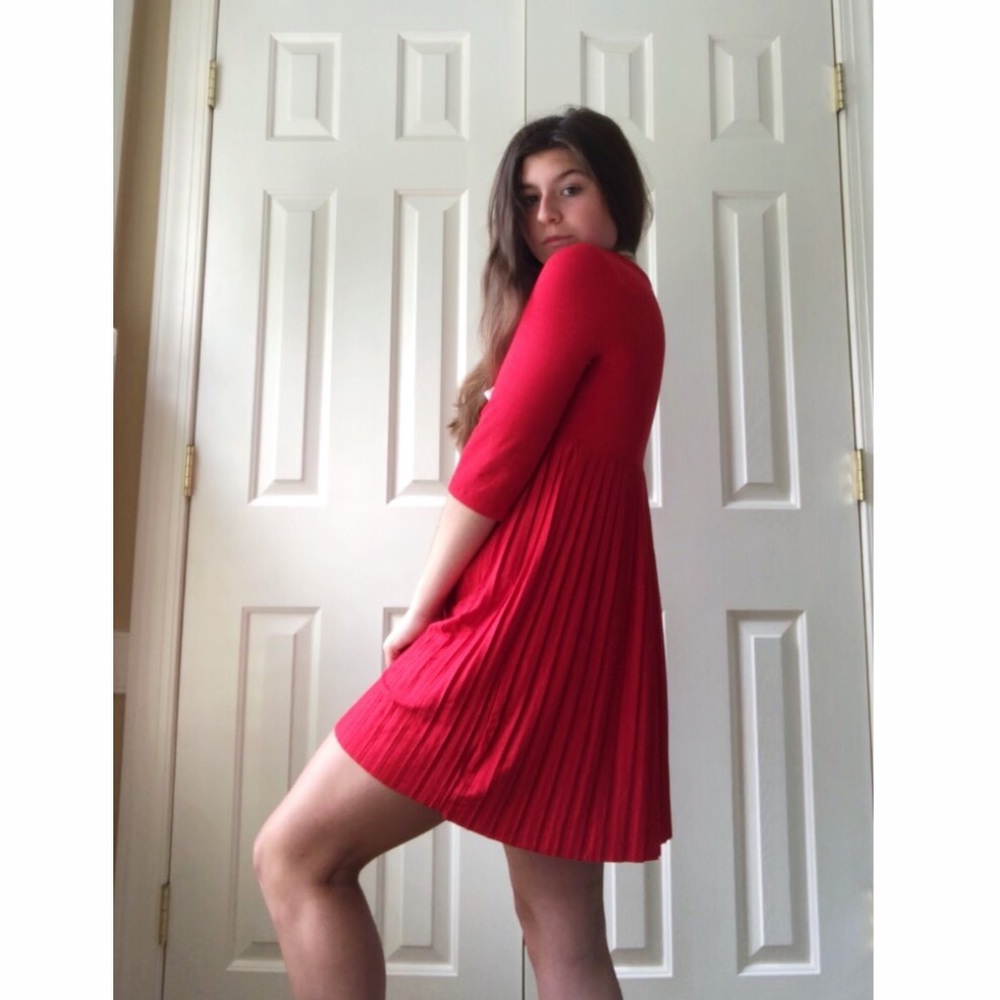 Quarter sleeve red mini dress - Picture 3 of 5